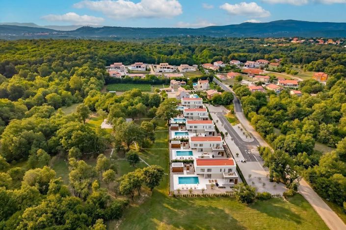 Image No.22-Propriété de 4 chambres à vendre à Labin