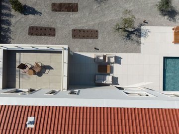 159018-600292