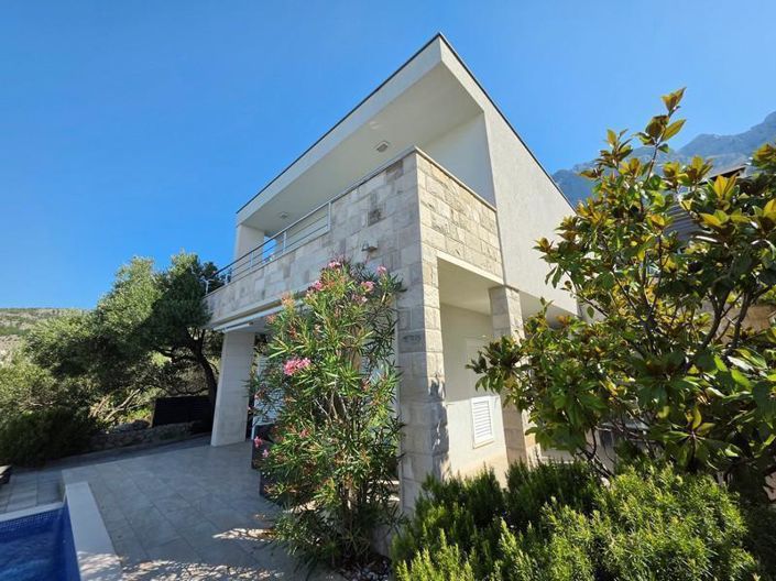Image No.4-Propriété de 3 chambres à vendre à Makarska