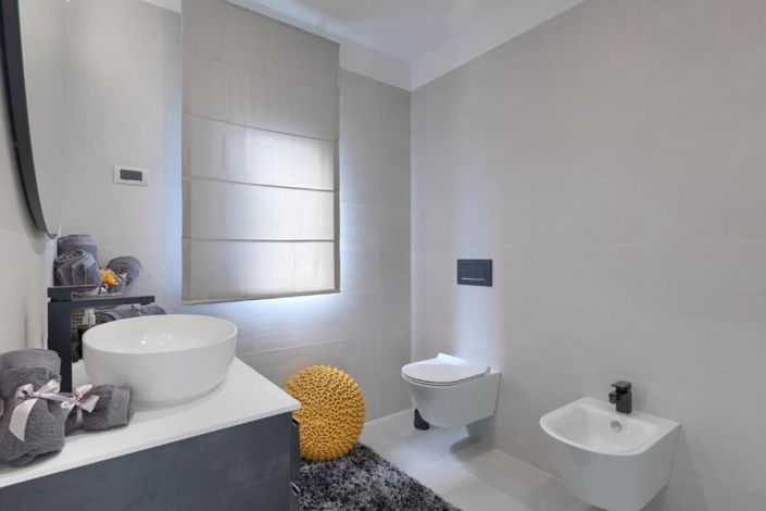 Image No.23-3 Bed Property for sale