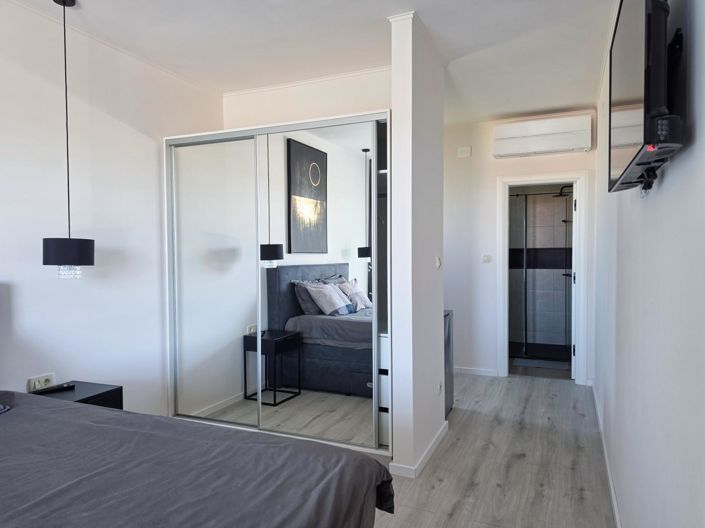 Image No.23-3 Bed Property for sale