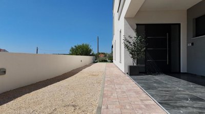 159363-601690