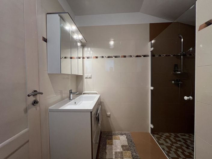 Image No.21-Propriété de 5 chambres à vendre à Porec