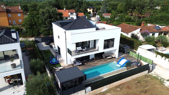 Image No.2-Propriété de 4 chambres à vendre à Croatie