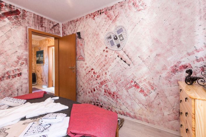 Image No.21-5 Bed Property for sale
