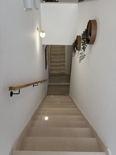 Image No.17-4 Bed Property for sale
