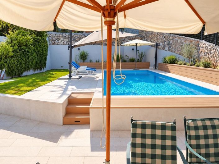 Image No.3-5 Bed Property for sale