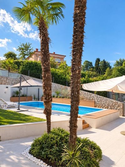 Image No.4-5 Bed Property for sale