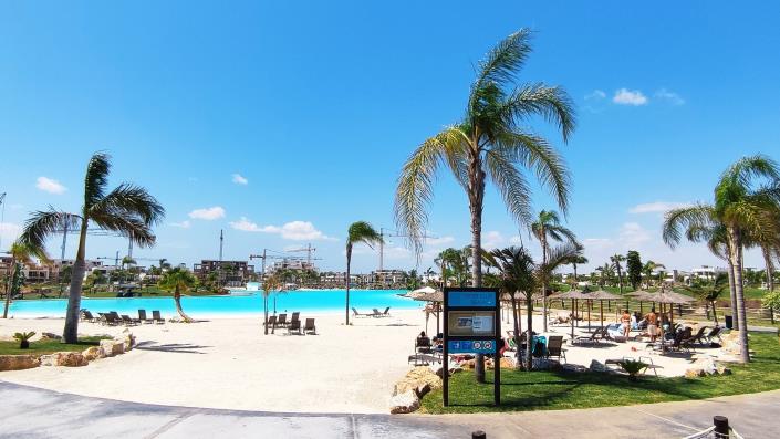 Image No.2-Appartement de 2 chambres à vendre à Santa Rosalia Lake and Life Resort