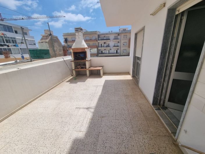 Image No.1-3 Bed Apartment for sale