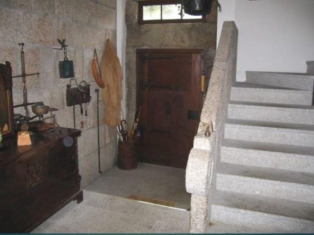 Image No.28-9 Bed House for sale