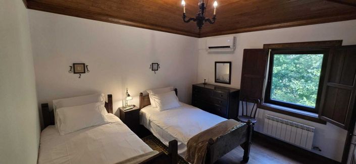 Image No.35-9 Bed House for sale
