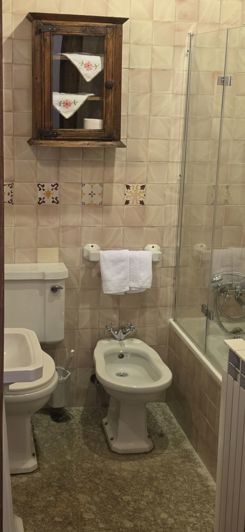 Image No.40-9 Bed House for sale