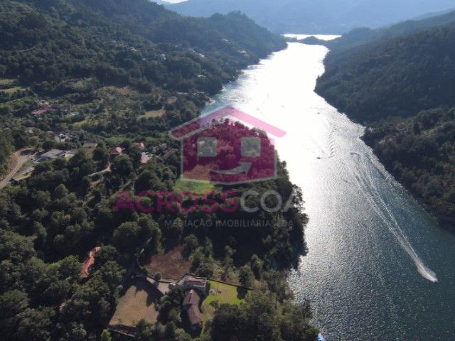 Image No.6-9 Bed House for sale