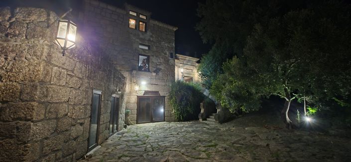 Image No.14-9 Bed Country House for sale