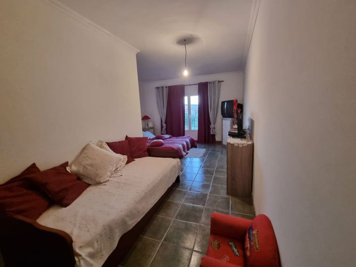 Image No.12-6 Bed House for sale