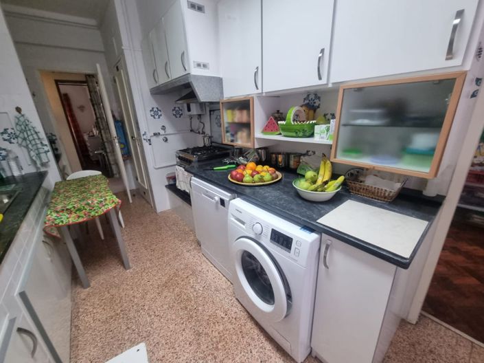 Image No.13-4 Bed Apartment for sale