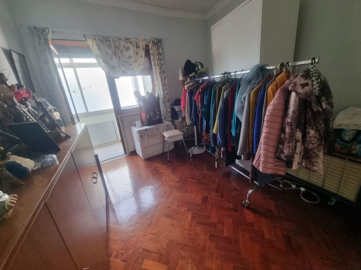 Image No.15-4 Bed Apartment for sale