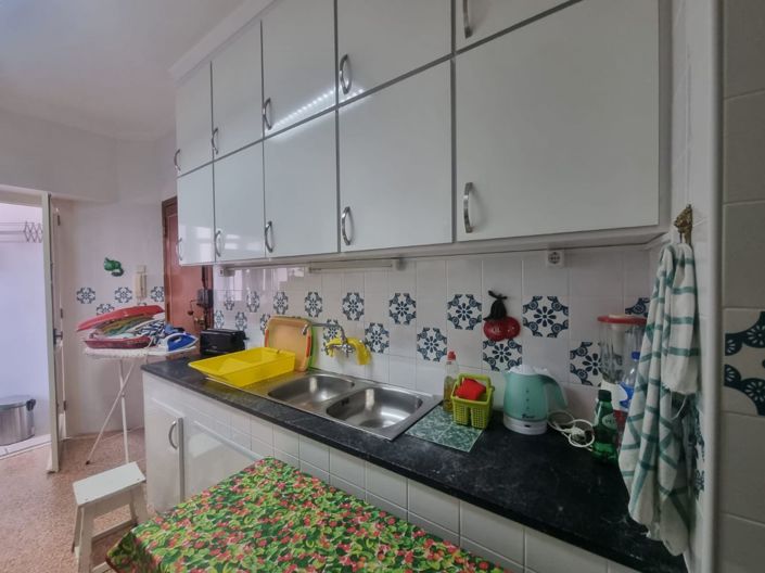 Image No.16-4 Bed Apartment for sale