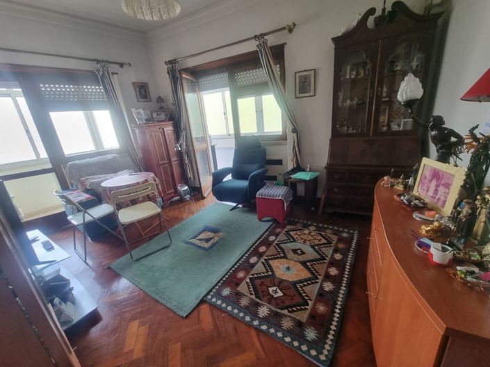 Image No.3-4 Bed Apartment for sale