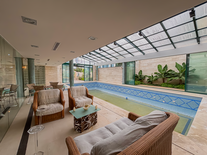 Image No.1-7 Bed House for sale