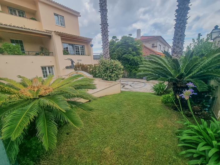 Image No.13-7 Bed House for sale