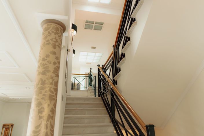 Image No.20-7 Bed House for sale