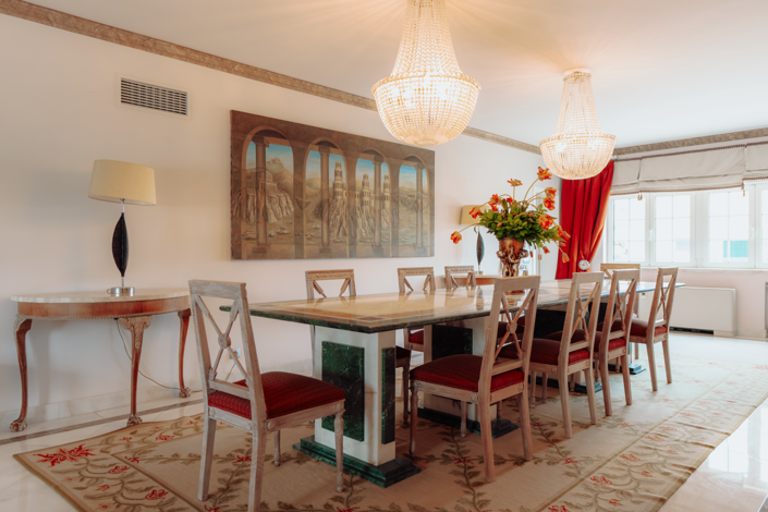 Image No.8-7 Bed House for sale