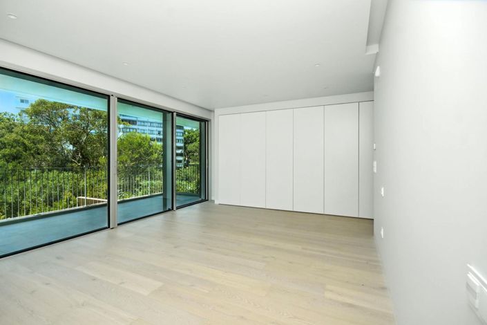 Image No.16-4 Bed House for sale