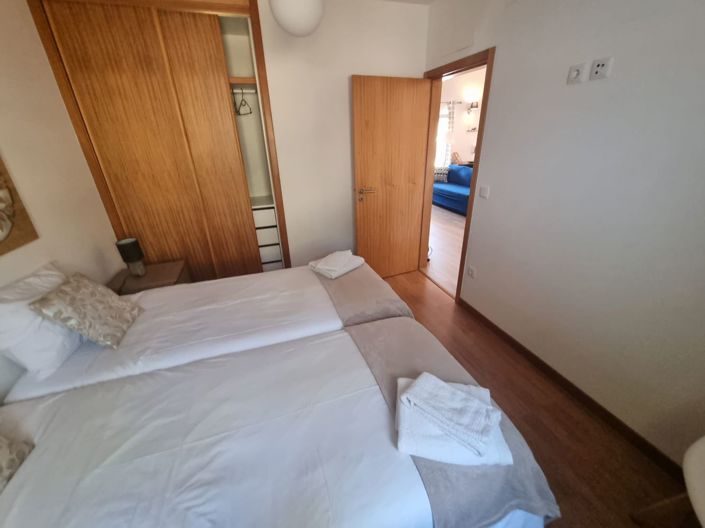 Image No.14-7 Bed House for sale