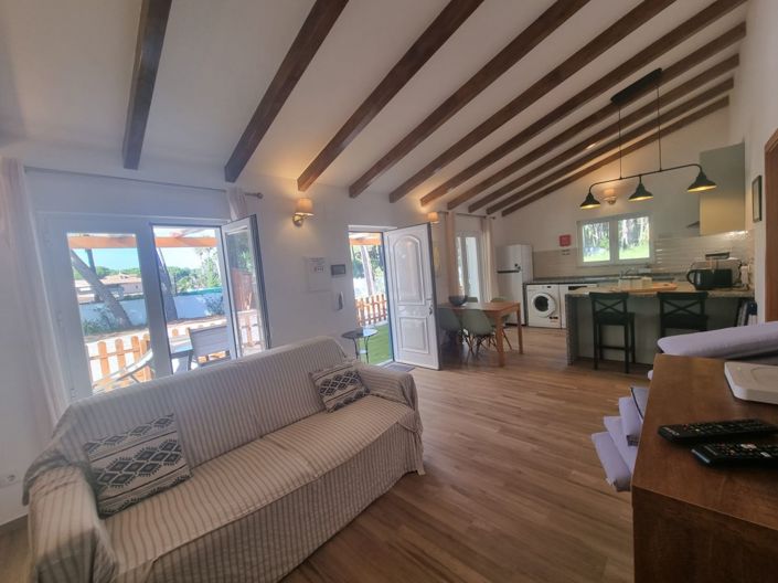 Image No.18-7 Bed House for sale