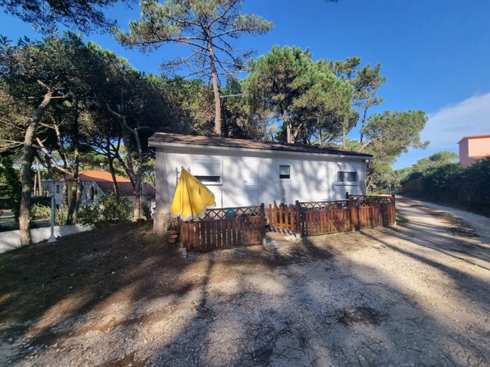 Image No.25-7 Bed House for sale