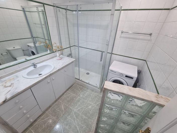 Image No.14-4 Bed Apartment for sale