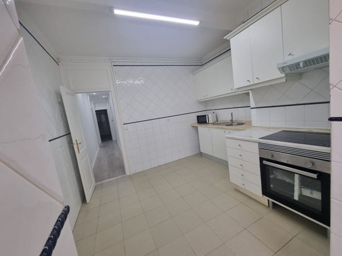 Image No.17-Appartement de 4 chambres à vendre à Lisbon