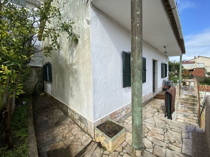 Image No.7-2 Bed House for sale