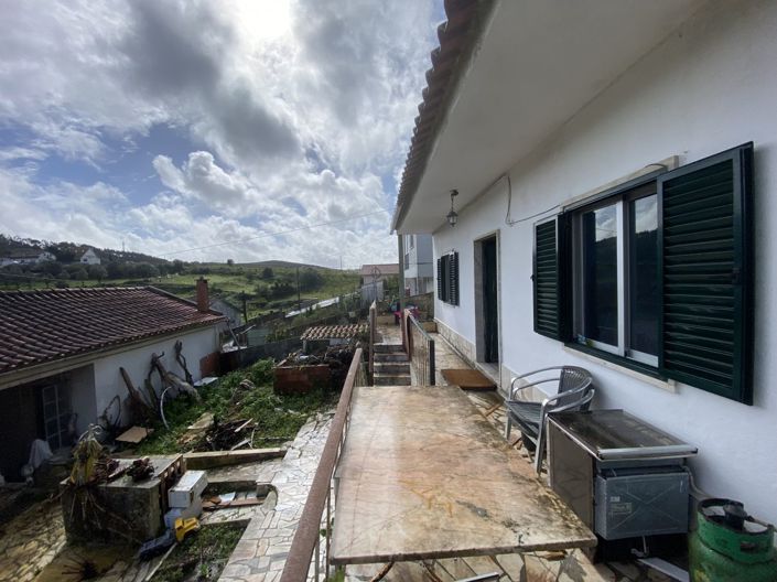 Image No.8-2 Bed House for sale