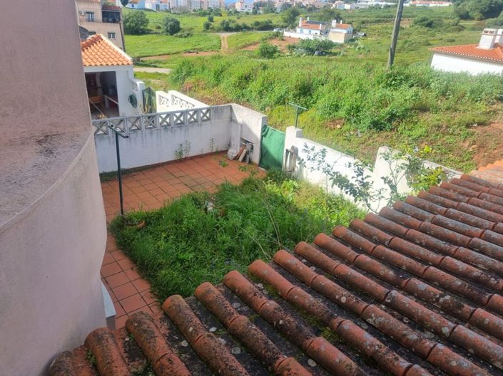 Image No.24-6 Bed House for sale