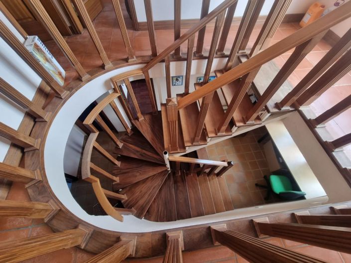 Image No.31-6 Bed House for sale