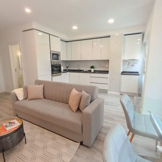 Image No.17-3 Bed Apartment for sale