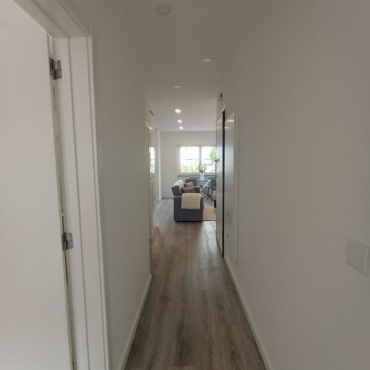 Image No.9-3 Bed Apartment for sale