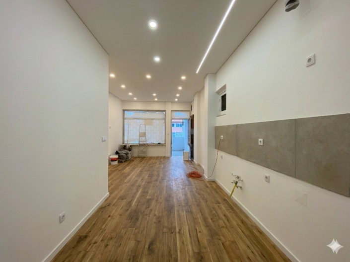 Image No.15-4 Bed Apartment for sale