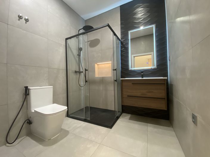 Image No.15-4 Bed Apartment for sale