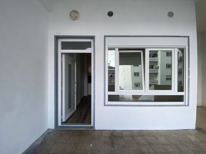 Image No.18-4 Bed Apartment for sale