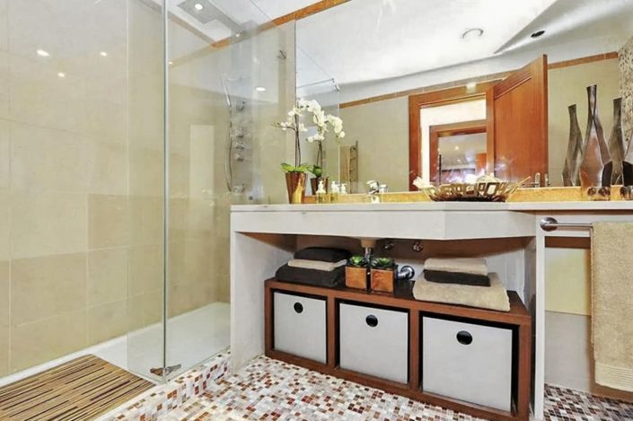 Image No.18-3 Bed House for sale