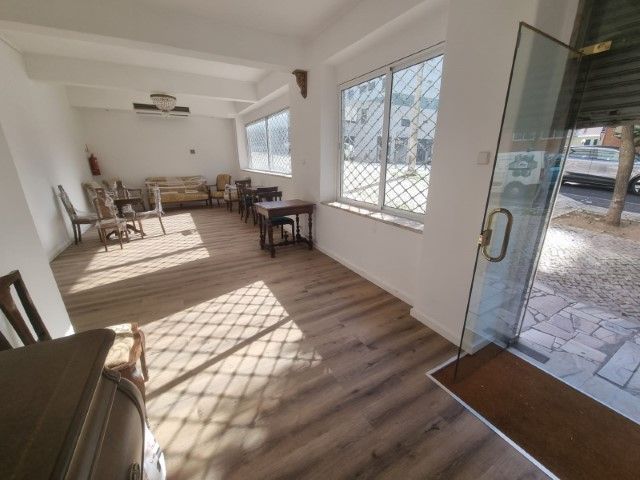 Image No.6-Commercial à vendre à Lisbon