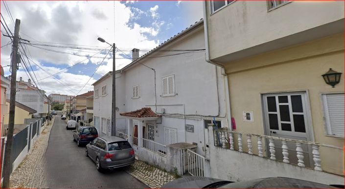 Image No.1-5 Bed House for sale