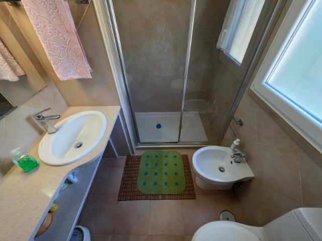 Image No.15-2 Bed House for sale