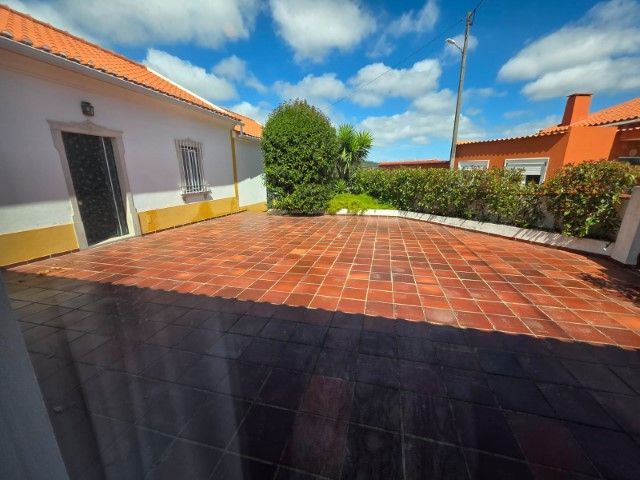 Image No.16-2 Bed House for sale