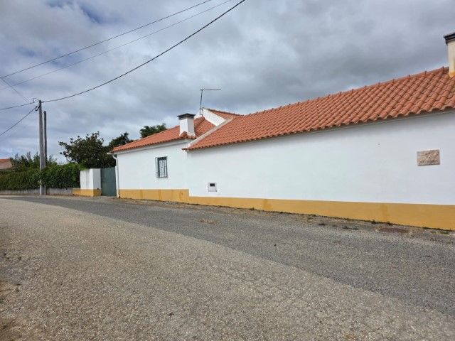 Image No.18-2 Bed House for sale