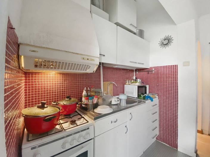 Image No.10-1 Bed Apartment for sale